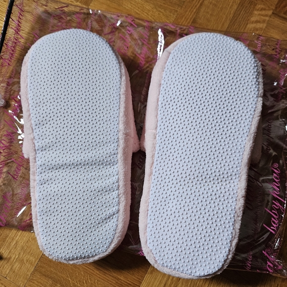Baby Phat Slippers - Picture 2 of 4